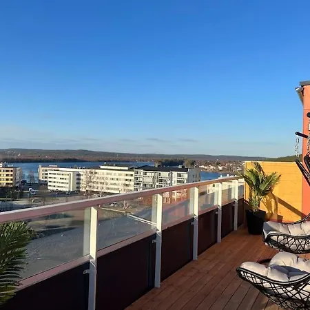 Huoneisto Penthouse In The Center